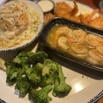 Red Lobster - Pick 3! - Seafood Near Me - Carle Place, New York Red Lobster - Pick 3! - Seafood Near Me - Carle Place, New York