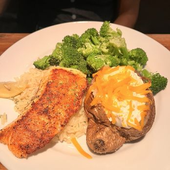 Cheddar's Scratch Kitchen - Blackened salmon - Comfort Food Near Me - Tucson, Arizona Cheddar's Scratch Kitchen - Blackened salmon - Comfort Food Near Me - Tucson, Arizona