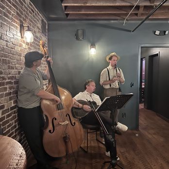 Chuckanut Bay Distillery - Great Jazz tunes for the evening - Cocktail Bars Near Me - Bellingham, Washington Chuckanut Bay Distillery - Great Jazz tunes for the evening - Cocktail Bars Near Me - Bellingham, Washington