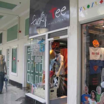 Funky Tee - Women's Clothing Near Me - Dublin, D Funky Tee - Women's Clothing Near Me - Dublin, D