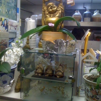 Pi's Thai Cuisine - Thai Near Me - Hazel Park, Michigan