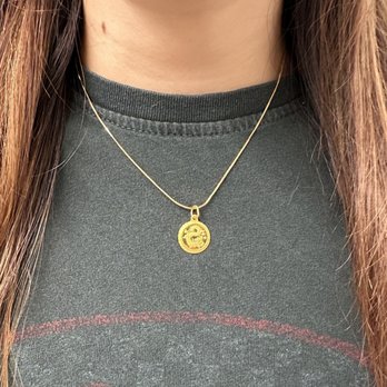 Bin Ching Jade Center - 24k gold dragon pendant - Jewelry Near Me - Honolulu, Hawaii Bin Ching Jade Center - 24k gold dragon pendant - Jewelry Near Me - Honolulu, Hawaii