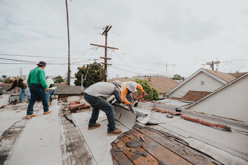 Slide of Roof Repair Specialist