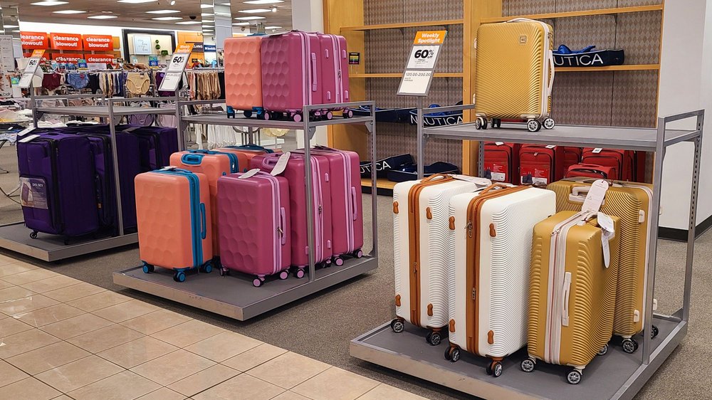 BELK DEPARTMENT STORES Updated September 2024 1925 E Market St