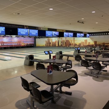 LA Bowling - Bowling Near Me - Landshut, BY