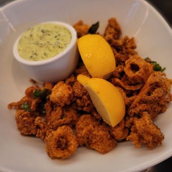 Brix Wine Cafe - Calamari with aoli - Wine Bars Near Me - Woodinville, Washington