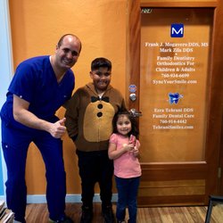 Tehrani Smiles - These Kids are one of a kind and super cute !
Thanks for brightening up our day !