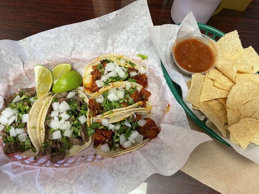 Dona Mary - Antojitos Mexicanos by null