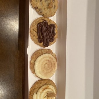 Crumbl - Clovis - Choc chip, peanut butter bar, snickerdoodle, honey graham. - Bakeries Near Me - Clovis, California