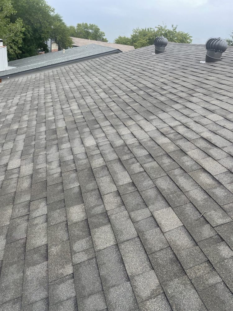 Slide of DE AL Roofing