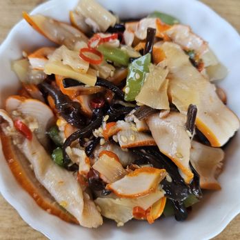 Sushi Mafia - Squid salad - Sushi Bars Near Me - Long Beach, California