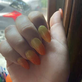 BeeQ Downtown A2 - Nail Salons Near Me - Ann Arbor, Michigan