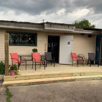 Cabaret - a patio area with chairs and tables - Pubs Near Me - Wausau, Wisconsin Cabaret - a patio area with chairs and tables - Pubs Near Me - Wausau, Wisconsin