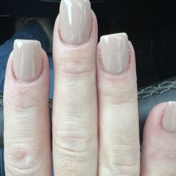 Aimi Time Nail & Spa - Left the salon needing a fill