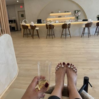 Le Reve Beauty Lounge - Nail Salons Near Me - Beverly Hills, California Le Reve Beauty Lounge - Nail Salons Near Me - Beverly Hills, California
