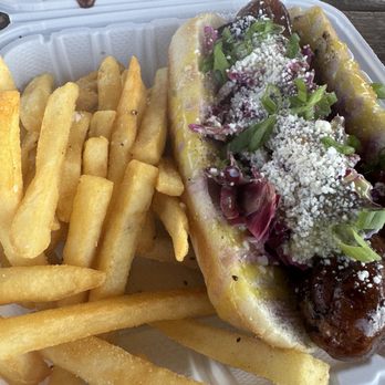 Latitudes - Barbarian Diggity dog - Food Trucks Near Me - Harrison, Idaho Latitudes - Barbarian Diggity dog - Food Trucks Near Me - Harrison, Idaho