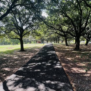Lafreniere Park - Parks Near Me - Metairie, Louisiana