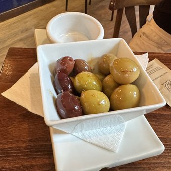 Tosca Del Carme - Olive sampler - Tapas/Small Plates Near Me - Barcelona, B Tosca Del Carme - Olive sampler - Tapas/Small Plates Near Me - Barcelona, B