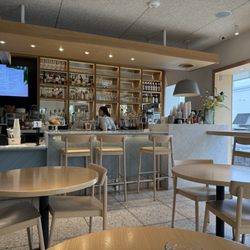 Zest Cafe - The bar cafe is warm and a great place to meet a friend or work