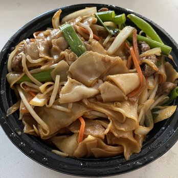 Dragon City - Chow Fun with beef - Chinese Near Me - Pleasanton, California