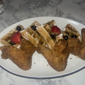 Breakfast At Barneys - Yard Bird - Breakfast & Brunch Near Me - Atlanta, Georgia