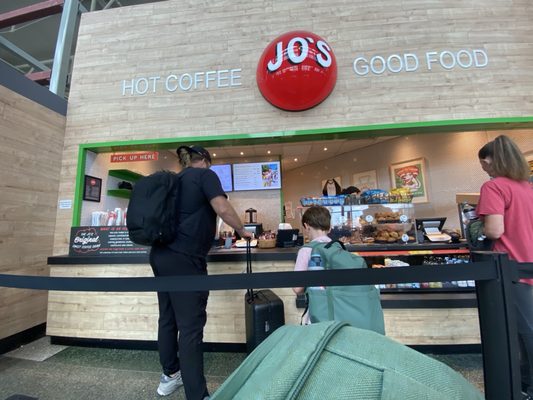 Jo's by null