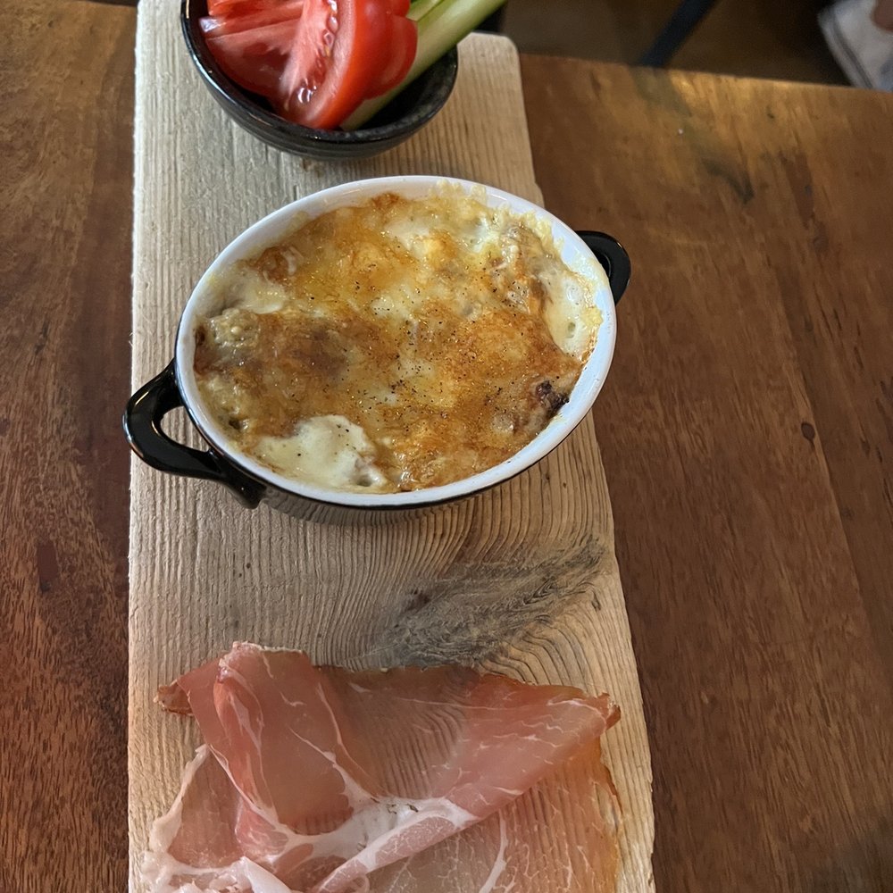 Bistrot des Alpes - kids mac and cheese swiss alps style - Fondue Near Me - Amsterdam, New Hampshire