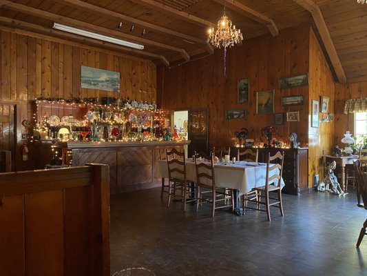 Dupuis’ Restaurant by null