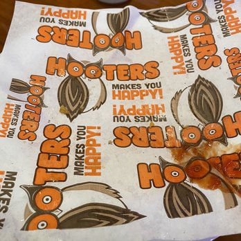 Hooters - No fries left :) - Sports Bars Near Me - Rohnert Park, California