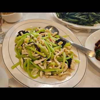 China Chalet - Sliced chicken with tender asparagus - Szechuan Near Me - Florham Park, New Jersey
