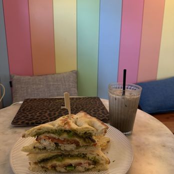 Cafe Mong - Chicken Pesto & hojiado latte - Breakfast & Brunch Near Me - Las Vegas, Nevada