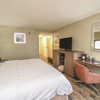 Hampton Inn Cincinnati-Eastgate - Guest room - Hotels Near Me - Cincinnati, Ohio