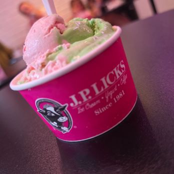 J P Licks - Wicked flavor - cherry and apple - Desserts Near Me - Boston, Massachusetts