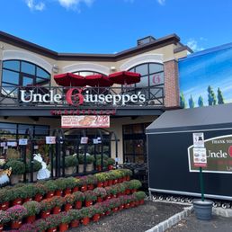 Exterior outside entrance of Uncle Giuseppe's Marketplace - Morris Plains, New Jersey Exterior outside entrance of Uncle Giuseppe's Marketplace - Morris Plains, New Jersey