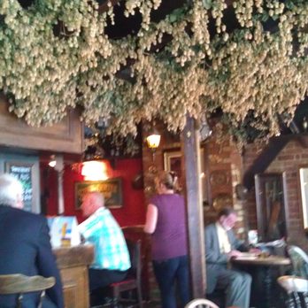 Thomas Becket - Pubs Near Me - Canterbury, KEN