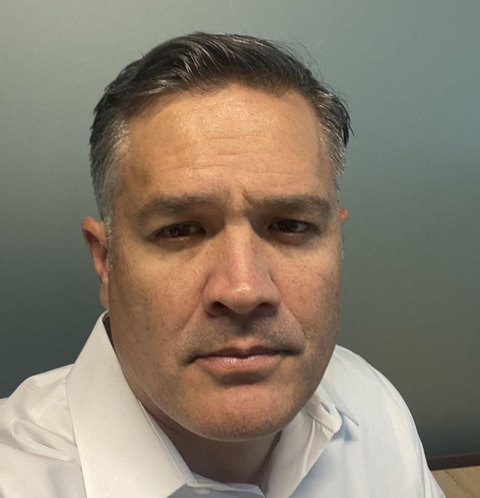 TOM’S BARBER SHOP Updated September 2024 14 Reviews 732 N