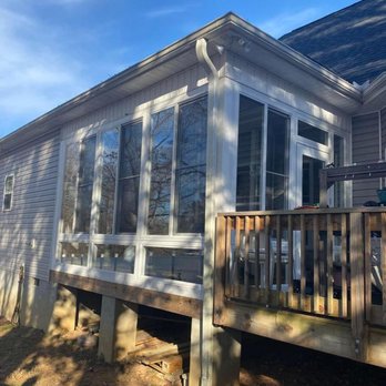 E&K Construction - the back of a home with a deck - General Contractors Near Me - Garner, North Carolina E&K Construction - the back of a home with a deck - General Contractors Near Me - Garner, North Carolina