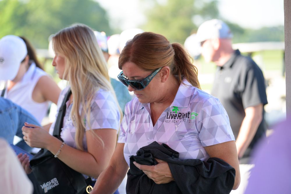 Live Right Senior Care - home care agency in Merrionette Park, IL