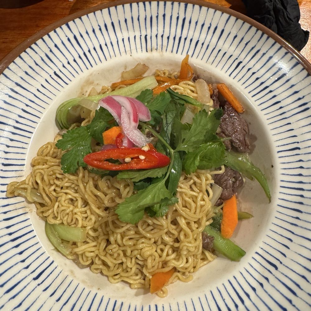 Viet Nam Restaurante - Asian Fusion Near Me - Madrid, M