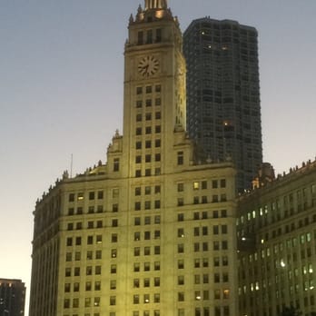 Shoreline Sightseeing - Architectural Tours Near Me - Chicago, Illinois