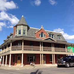 Sparky's Pub & Grill