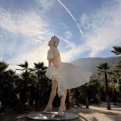 Forever Marilyn - Located next to the Police Station