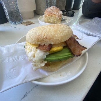 Cafe de Casa - Fried egg, bacon and avocado sandwich - Brazilian Near Me - San Francisco, California