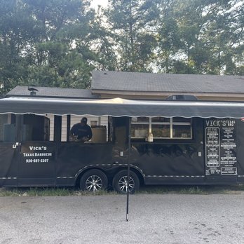 Vick's Texas Barbecue Logo