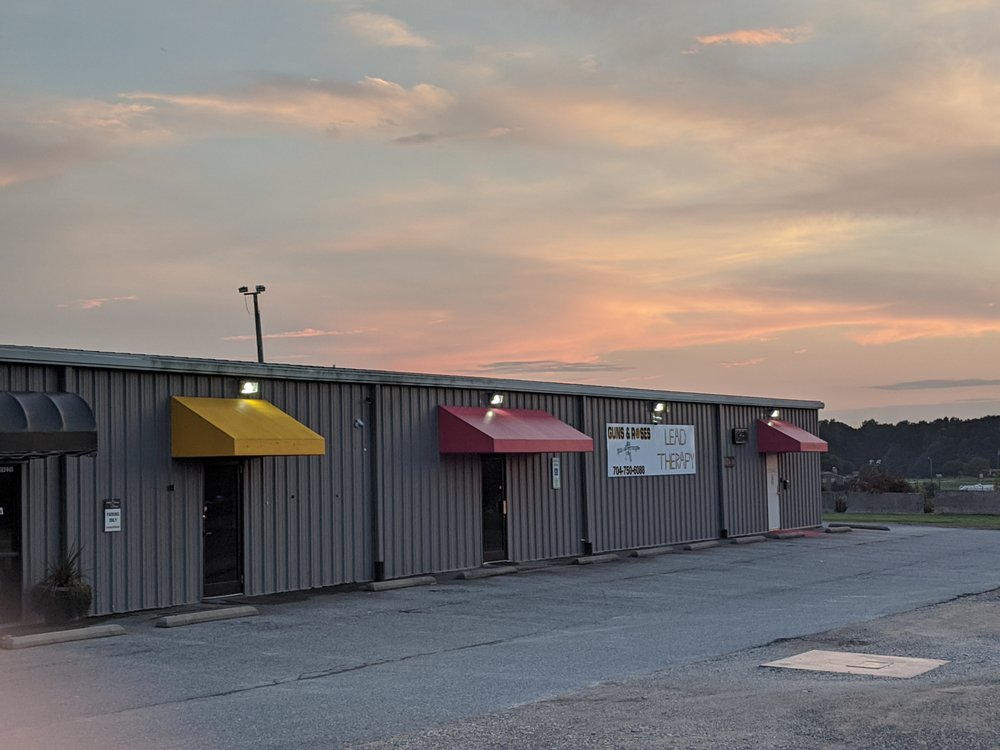 GUNS AND ROSES LEAD THERAPY Updated September 2024 78 Photos 5124