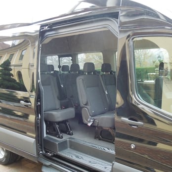 Ambassador Limousine - Airport Shuttles Near Me - Charlottesville, Virginia