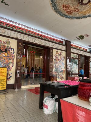 Thean Hou Temple by null