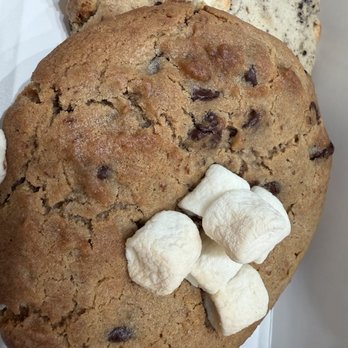 Chip City - S'mores S'mores Cookie - Desserts Near Me - Chicago, Illinois Chip City - S'mores S'mores Cookie - Desserts Near Me - Chicago, Illinois