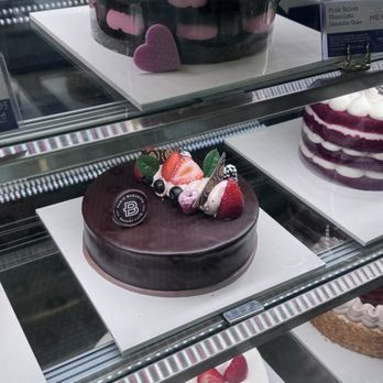 Paris Baguette - Cakes - Bakeries Near Me - Houston, Texas