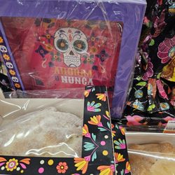 Superior Grocers - Dis de los muertos items